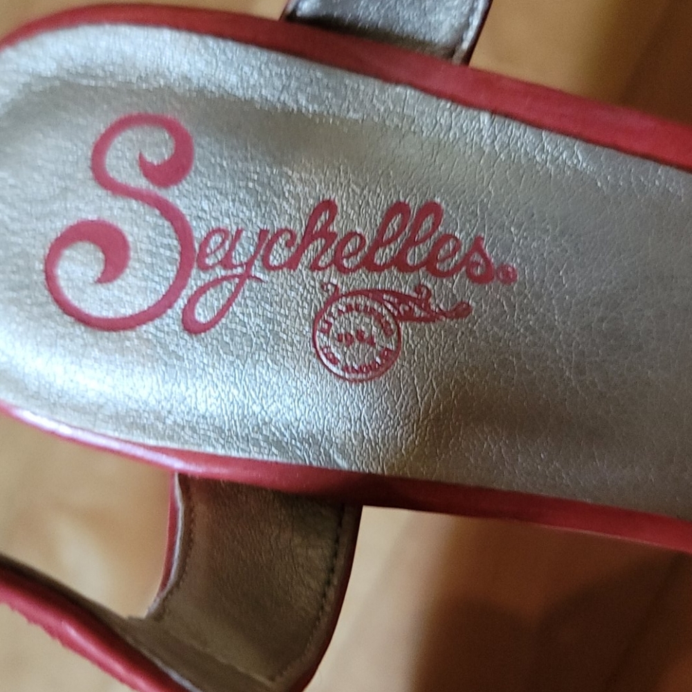Seychelles Platform Sandals - Picture 3 of 5